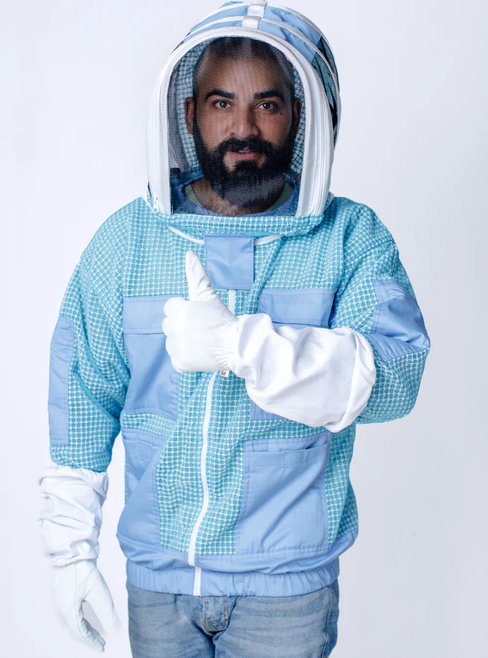 An Aquamesh beekeeper jacket photographed from the front